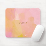 Mousepad Pintura de Abstrato de Aquarela rosa e Dourada<br><div class="desc">Uma bonito combinação de pincéis cor de água rosa, amarelo, ouro e laranja, e formas abstrato, orgânicas, personalizadas com o nome ou as palavras de sua escolha.</div>
