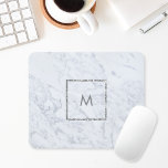 Mousepad Placa de Mouse Personalizada do Monograma do Márma<br><div class="desc">Pasta de rato monograma personalizada com design de fundo de mármore branco moderno,  com um monograma personalizado,  embutido num quadro de cintilação prateada.</div>