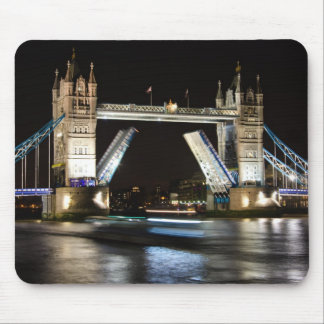 Mousepad Ponte da torre na noite