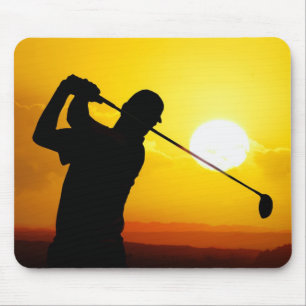 Mousepad por do sol do jogador de golfe