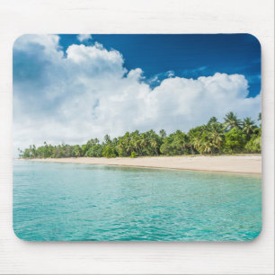 Mousepad Praia Tropical Cercada por Palmeiras