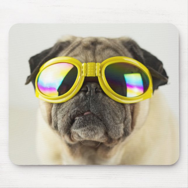 Mousepad Pug com óculos (Frente)
