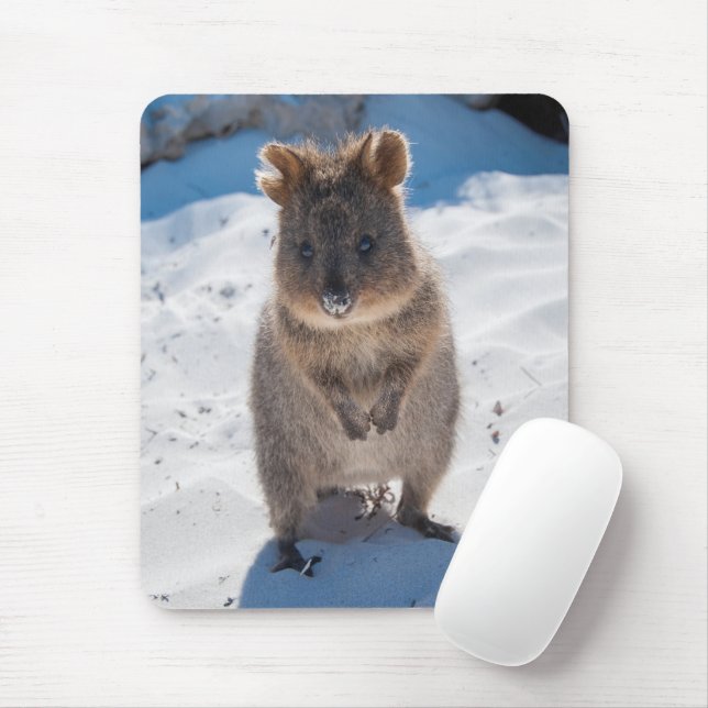 Mousepad Quokka bonitinho e feliz na praia vertical (Com mouse)
