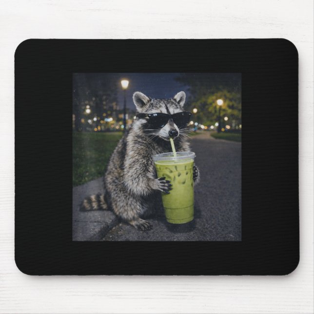 Mousepad Raccoon drinking iced matcha latte funny animal (Frente)