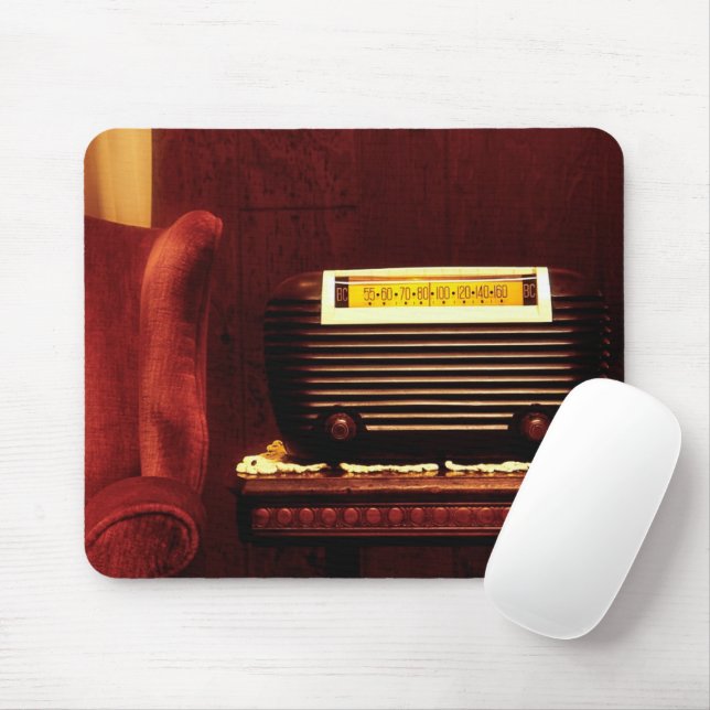 Mousepad Rádio Antiquado com Cadeira e Mesa, (Com mouse)
