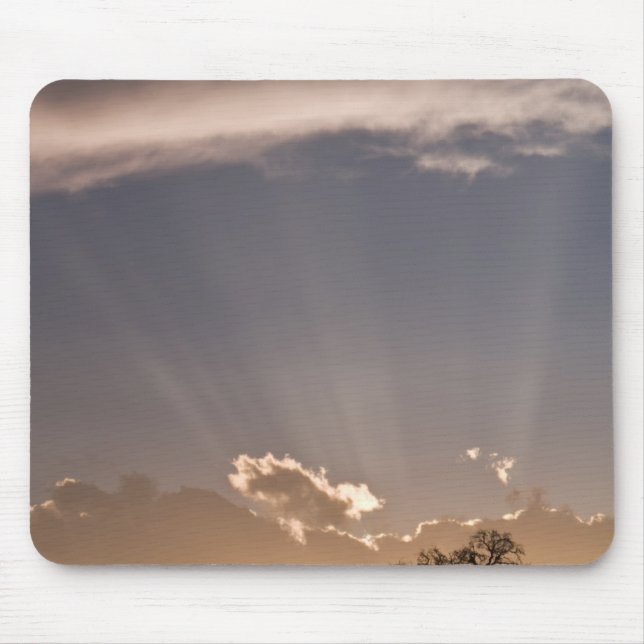 Mousepad Raios crepusculares se irradiam pelo céu em (Frente)