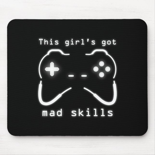 Mousepad Rapariga tem um mouse controlador de videogame de  (Frente)