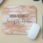 Mousepad Recursos Humanos Vivos do Escritório de Sonhos Tra<br><div class="desc">Este design foi criado através da arte digital. Pode ser personalizado na área fornecer ou personalizar escolhendo o clique para personalizar mais opções e alterando o nome, as iniciais ou as palavras. Você também pode alterar a cor e o estilo do texto ou excluir o texto de um design de...</div>