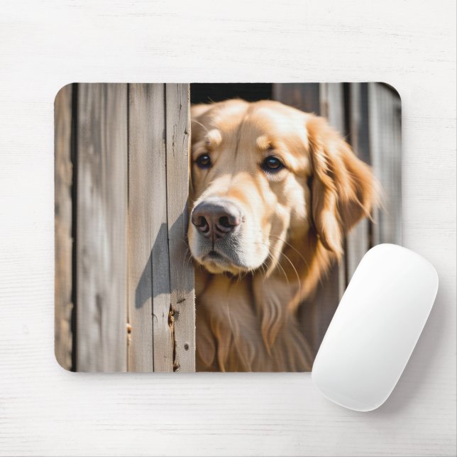 Mousepad Retriever De ouro Na Porta Do Barn (Com mouse)