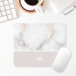 Mousepad Rosa poeirenta e Monograma de mármore Dourado<br><div class="desc">Pasta de rato personalizada,  com cor-de-rosa empoeirado moderno e design de mármore com monograma personalizado.</div>