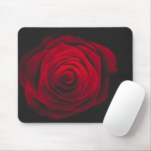 Mousepad Rosa vermelha no efeito de vintagem em fundo preto