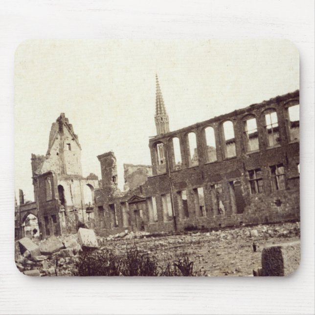 Mousepad Ruínas perto do compartimento de pó, Ypres, em (Frente)