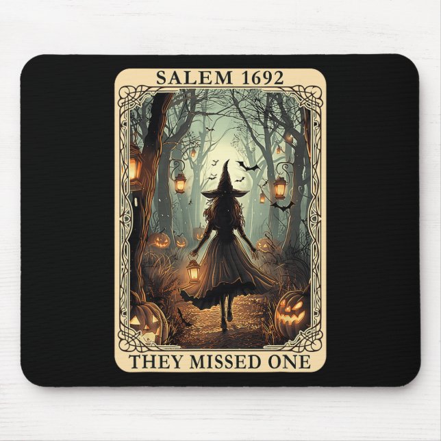 Mousepad Salem 1692 Bruxa De Halloween Perderam Um Tarô C (Frente)
