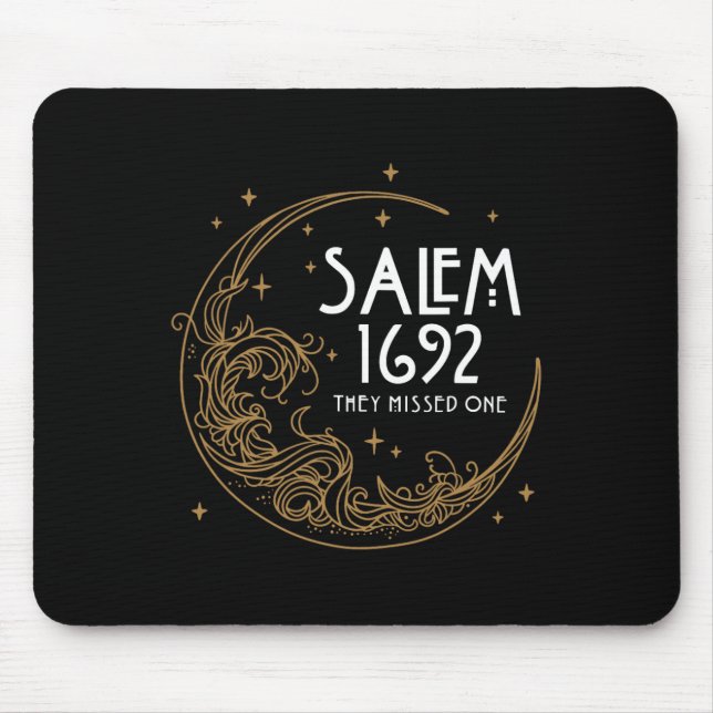 Mousepad Salem 1692 Eles Perderam Um Figurino No Halloween  (Frente)