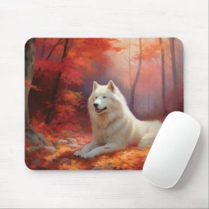 Mousepad Samoyed nas Folhas de Outono Caem Inspiração