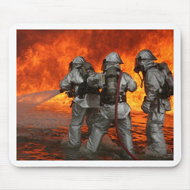 Mousepad Sapadores-bombeiros que lutam um fogo (Frente)