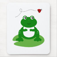Sapo Bonito no Lily Pad com Ilustração Ladybug