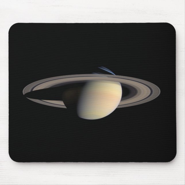 Mousepad Saturno Iluminado pelo Sol Planeta Gasoso Gigante  (Frente)
