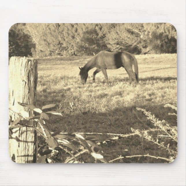 Mousepad Sepia tone Cavalo castanho e cerca (Frente)