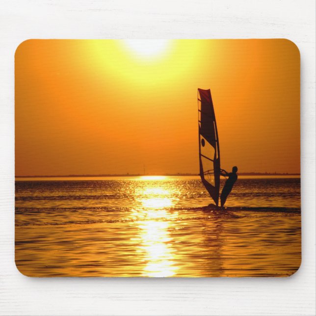 Mousepad Silhueta de um windsurfer (Frente)