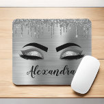 Mousepad Silver Glitter Sparkle Eyelashes Monograma<br><div class="desc">Folha de Silver Faux Folha Metálica Esparta Brilhante Monograma Metálico Nome e Eyelashes Iniciais (Traços), Extensões Eyelash e Mousepad Olhos. O design faz o doce e perfeito aniversário de 16 anos, casamento, chá de panela, aniversário, chá de fraldas ou presente de festa de solteira para alguém procurando por um estilo...</div>