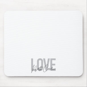 Mousepad Simples, moderno, urbano design Love Carolina do N