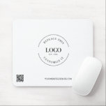 Mousepad Site de logotipo de empresa simples Preto branco<br><div class="desc">Apresentando nosso site de logotipo personalizado de negócios Simple Black White Mousepad - um acessório elegante e personalizado que combina perfeitamente a funcionalidade com marcas profissionais. Eleve seu espaço de trabalho com este painel de mouse minimalista, apresentando seu logotipo personalizado em um design preto e branco clássico. Personalize este mouse...</div>