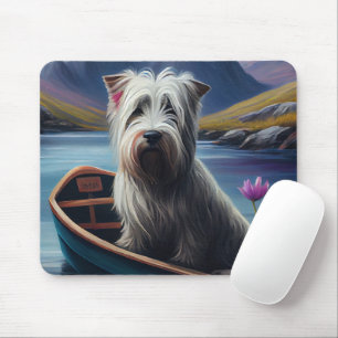 Mousepad Skye Terrier em uma Canoa: Uma Aventura Cênica