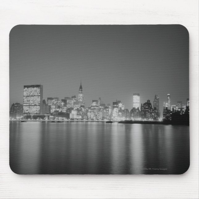 Mousepad Skyline da cidade na noite (Frente)