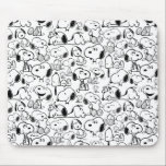 Mousepad Snoopy Smile Giggle Ria Padrão<br><div class="desc">Dê uma olhada neste design super fofo com várias poses Snoopy divertidas.</div>