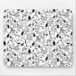 Mousepad Snoopy Smile Giggle Ria Padrão<br><div class="desc">Dê uma olhada neste design super fofo com várias poses Snoopy divertidas.</div>