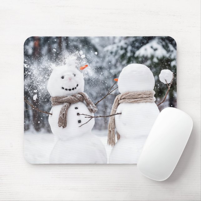 Mousepad Snowmen Having a Snowball Fight (Com mouse)