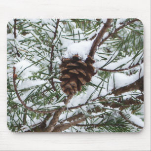 Mousepad Snowy Pine Cone II Fotografia de inverno