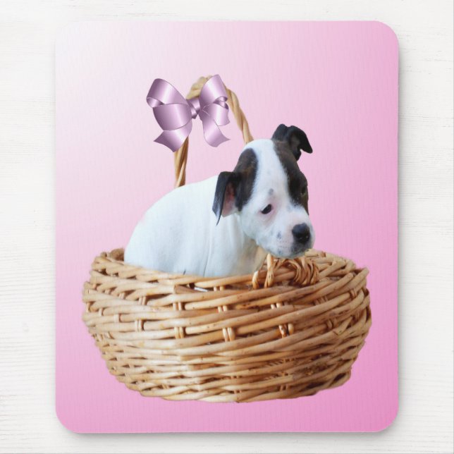 Mousepad Staffordshire Puppy Numa Cesta.   (Frente)