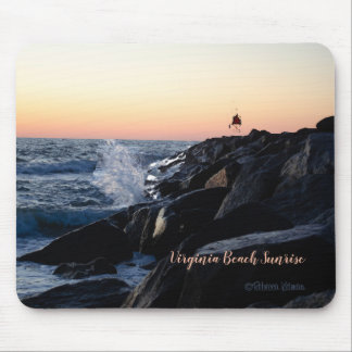 Mousepad Sunrise na praia de Jetty - Virgínia julho de 2024