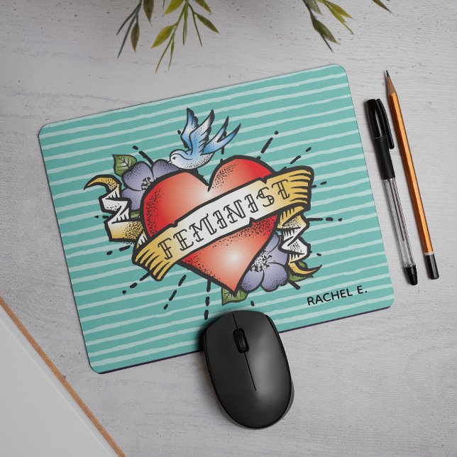 Mousepad Tatuagem Estilo Coração Feminista em Aqua (Be ready to rock out with this tattoo style heart mouse pad. )