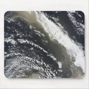 Mousepad Tempestade da poeira que funde sobre o mar de