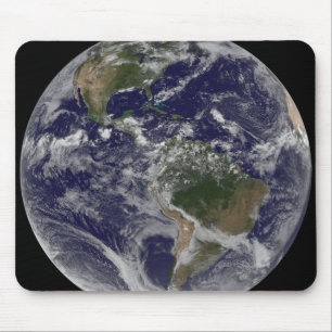 Mousepad Terra completa que mostra America do Norte e Amer