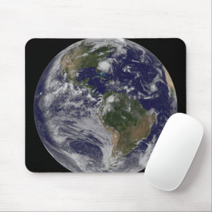 Mousepad Terra De cheio Com O Furacão Irene Na Costa Leste.