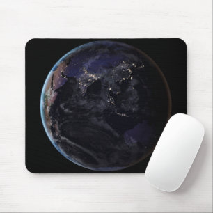 Mousepad Terra De cheio Mostrando As Luzes Da Cidade Da Ási
