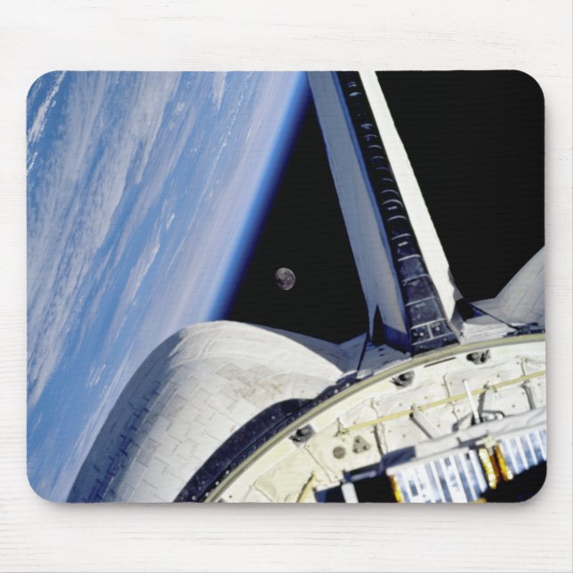 Mousepad Terra e Lua a partir do Ônibus Espacial Discovery (Frente)