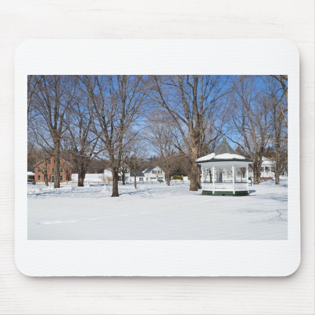 Mousepad Típica Cidade de Vermont no Inverno (Frente)