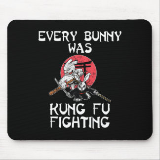 Mousepad Todo Coelho Estava Lutando Kung Fu no Domingo de P