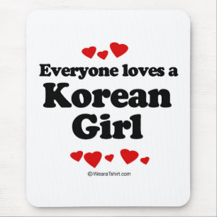 Mousepad Todos ama uma menina coreana