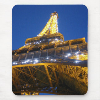 Mousepad Torre Eiffel acima próxima - personalizado