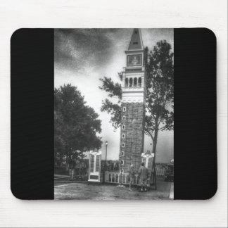 Mousepad Torre Negra E Branca