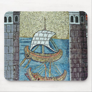Mousepad Três navios que entram no porto de Ravenna