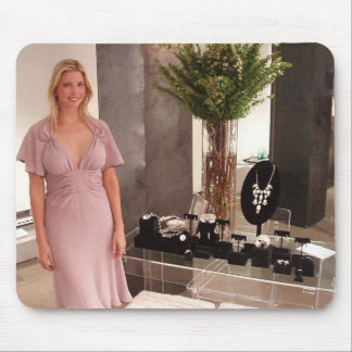 Mousepad Trunfo de Ivanka em Aspen