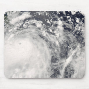 Mousepad Tufão Fengshen sobre as Filipinas
