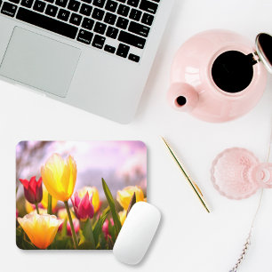 Mousepad Tulipas Vermelhas, Amarelas e Rosa no Sol